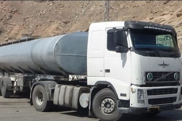 ۱۰۰۰ لیتر سوخت قاچاق در ماکو کشف و ضبط شد ۱۰۰۰ لیتر سوخت قاچاق در ماکو کشف و ضبط شد