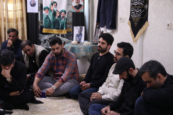 از خیابان جمهوری تا بنبست سادگی؛ روایت یک دیدار باورنکردنی از خیابان جمهوری تا بنبست سادگی؛ روایت یک دیدار باورنکردنی