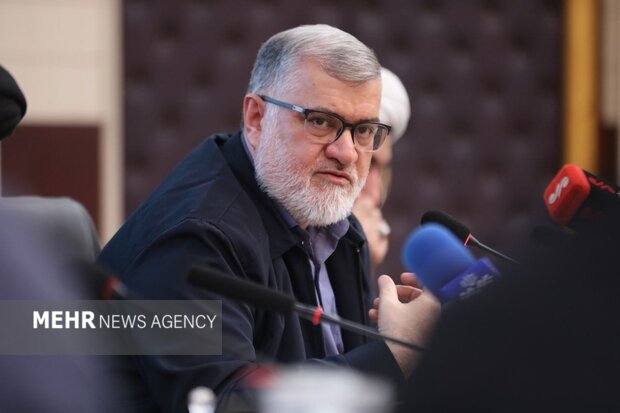 استاندار تهران:هزینه حمل و نقل ریلی ۳۰ درصد کمتر از جاده ای است استاندار تهران:هزینه حمل و نقل ریلی ۳۰ درصد کمتر از جاده ای است
