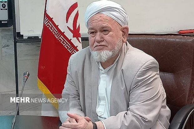 اطاعت از رهبری و وحدت شیعه و سنی، دو رکن اساسی امت اسلامی است اطاعت از رهبری و وحدت شیعه و سنی، دو رکن اساسی امت اسلامی است