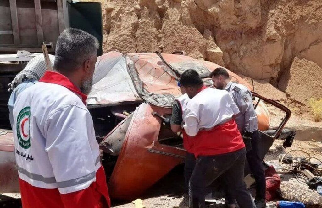 انفجار پژو ۴۰۵ پس از سقوط مرگبار به دره / آمار فوتیها و مصدومان انفجار پژو ۴۰۵ پس از سقوط مرگبار به دره / آمار فوتیها و مصدومان