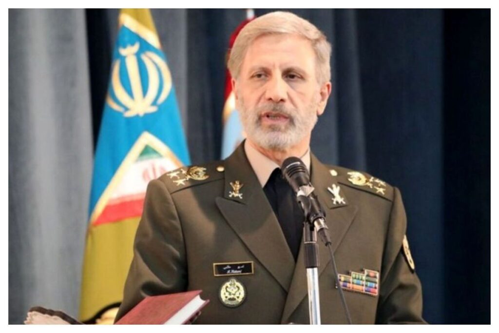 اولین واکنش ایران به حمله آمریکا/ فرماندهکل ارتش: پشیمان خواهند شد اولین واکنش ایران به حمله آمریکا/ فرماندهکل ارتش: پشیمان خواهند شد