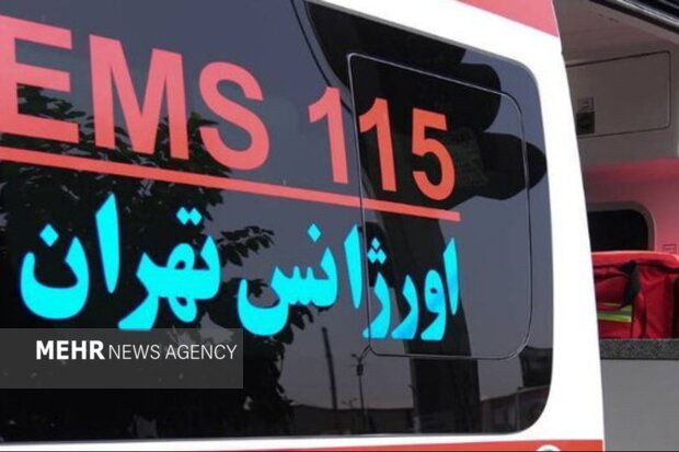 برخورد خودروی پراید با مانع در اتوبان الغدیر ۸ نفر مصدوم برجای گذاشت برخورد خودروی پراید با مانع در اتوبان الغدیر ۸ نفر مصدوم برجای گذاشت