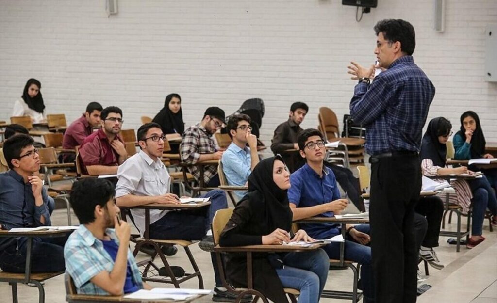 تداوم آموزش مجازی مقطع کارشناسی و بازگشت تدریجی به کلاس تحصیلات تکمیلی/ دانشجویان بخوانند تداوم آموزش مجازی مقطع کارشناسی و بازگشت تدریجی به کلاس تحصیلات تکمیلی/ دانشجویان بخوانند