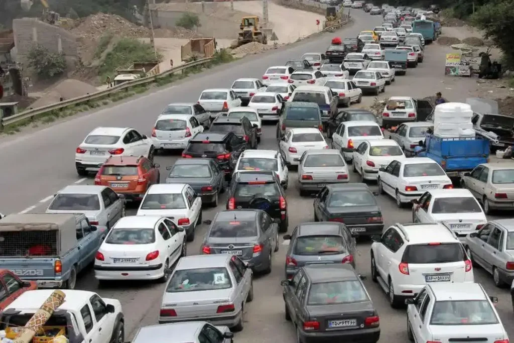 ترافیک سنگین خودرویی در جاده چالوس و هراز/ اطلاعیه مهم پلیس راهور برای مسافران ترافیک سنگین خودرویی در جاده چالوس و هراز/ اطلاعیه مهم پلیس راهور برای مسافران