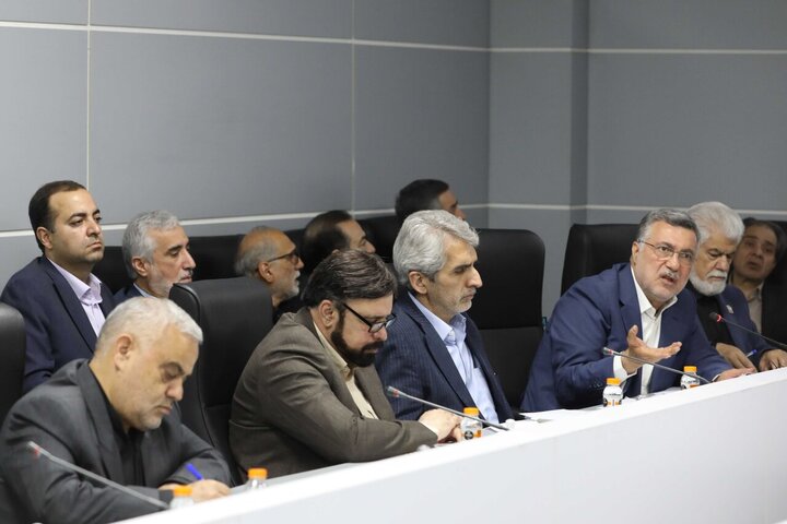 جزئیات جلسه مجلس با وزیر بهداشت درباره وضعیت دارو جزئیات جلسه مجلس با وزیر بهداشت درباره وضعیت دارو