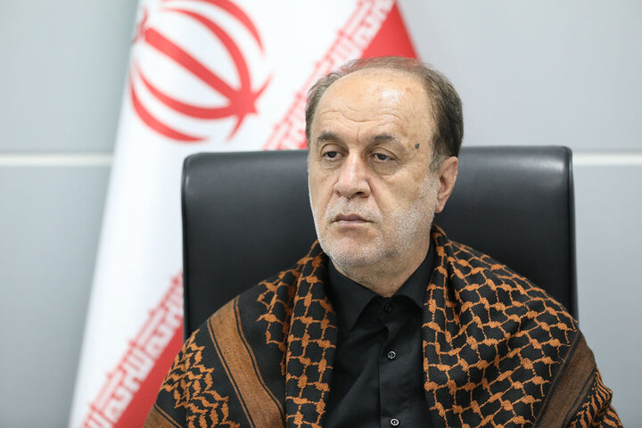 حاجی بابایی: وحدت باید ملاک عمل همه باشد حاجی بابایی: وحدت باید ملاک عمل همه باشد