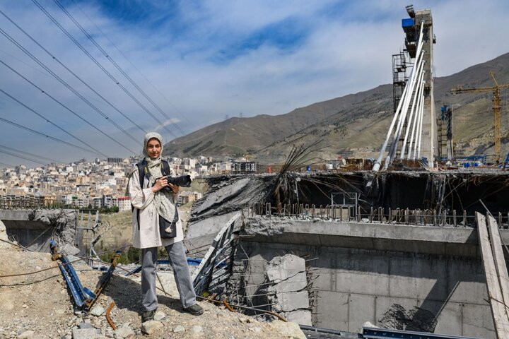 در پل B۱ برابر مرگ عکاسی کردم؛ سنگینی آخرین آغوش کودک یکساله در پل B۱ برابر مرگ عکاسی کردم؛ سنگینی آخرین آغوش کودک یکساله