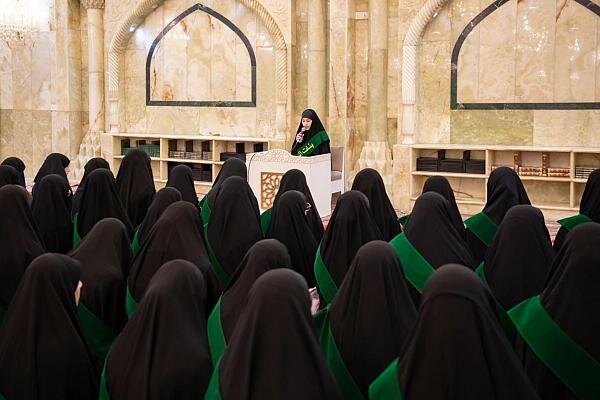 دوره تربیت خادمان نوجوان در حرم حضرت عباس(ع) دوره تربیت خادمان نوجوان در حرم حضرت عباس(ع)
