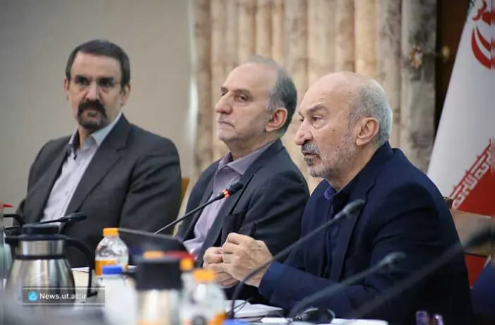 رئیس دانشگاه تهران : آموزش مجازی چندان مورد پسند نیست رئیس دانشگاه تهران : آموزش مجازی چندان مورد پسند نیست