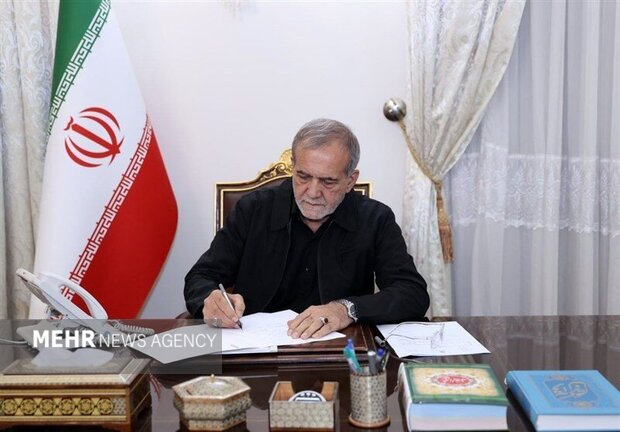 رئیسجمهور مصوبه بازگشایی اینترنت بینالملل را ابلاغ کرد رئیسجمهور مصوبه بازگشایی اینترنت بینالملل را ابلاغ کرد