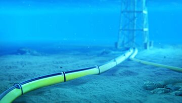 روزنامه ژاپنی: ایران میتواند بر کابلهای اینترنت تنگه هرمز حاکمیت کند روزنامه ژاپنی: ایران میتواند بر کابلهای اینترنت تنگه هرمز حاکمیت کند