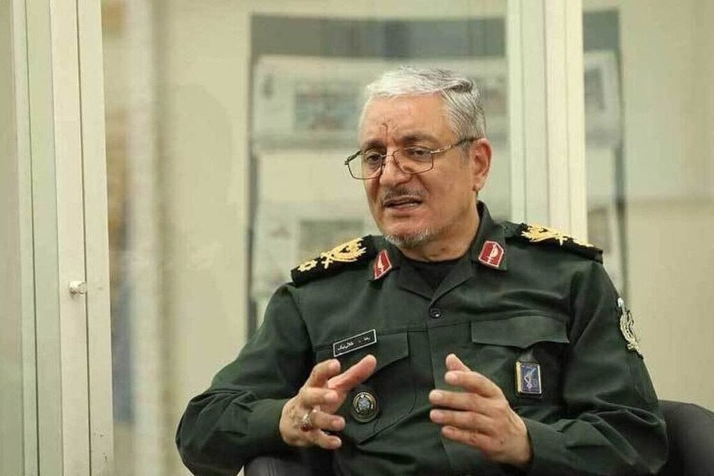 سخنگوی وزارت دفاع: هرگونه تعرض جدید دشمن بلافاصله پاسخ داده میشود سخنگوی وزارت دفاع: هرگونه تعرض جدید دشمن بلافاصله پاسخ داده میشود