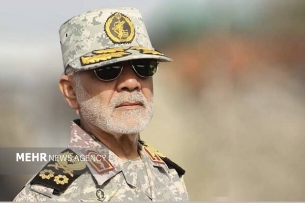 سرلشکر عبداللهی: سامانههای جدید پدافندی را به کار میگیریم سرلشکر عبداللهی: سامانههای جدید پدافندی را به کار میگیریم