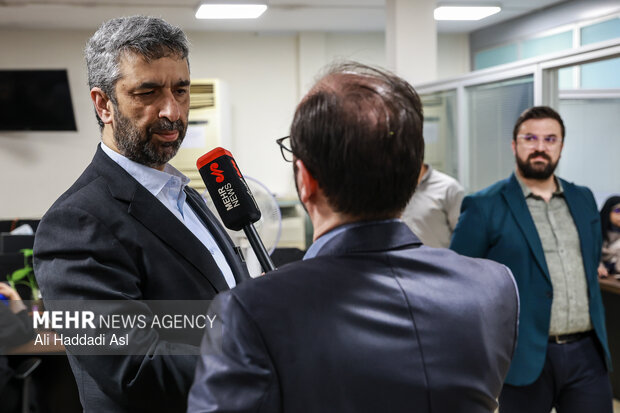 طباطبایی: دولت برای مهار تورم و حمایت معیشتی برنامه دارد طباطبایی: دولت برای مهار تورم و حمایت معیشتی برنامه دارد