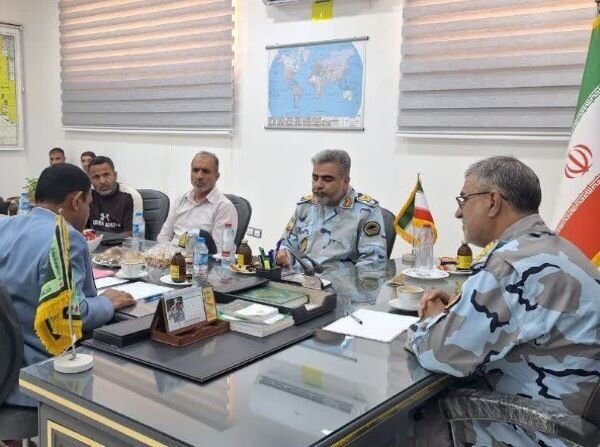 فرمانده مرزبانی فراجا: ساحلشینان مرزبانان اصلی خلیج فارس هستند فرمانده مرزبانی فراجا: ساحلشینان مرزبانان اصلی خلیج فارس هستند