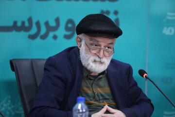 فریدون جیرانی با «منطق عفونی» به سینما میآید فریدون جیرانی با «منطق عفونی» به سینما میآید