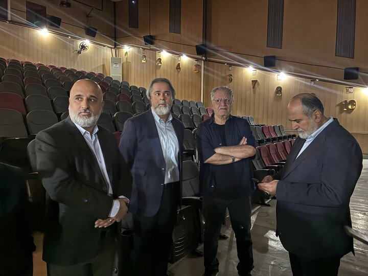 نظر رئیس سازمان سینمایی درباره اکران «قاتل و وحشی»؛ سینما امیدبخش است نظر رئیس سازمان سینمایی درباره اکران «قاتل و وحشی»؛ سینما امیدبخش است