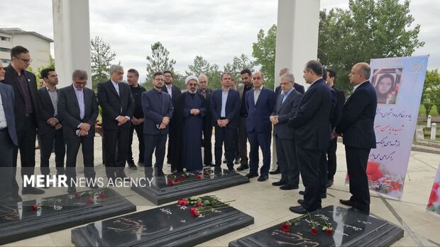 وزیر علوم وارد گیلان شد وزیر علوم وارد گیلان شد