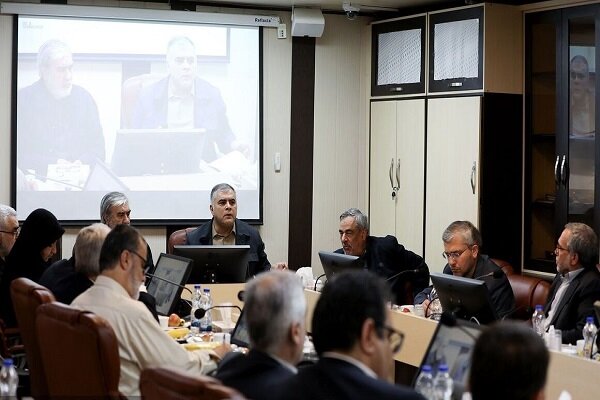 وزیر نفت: تنگه هرمز به ابزار قدرت موثر ایران تبدیل شده است وزیر نفت: تنگه هرمز به ابزار قدرت موثر ایران تبدیل شده است