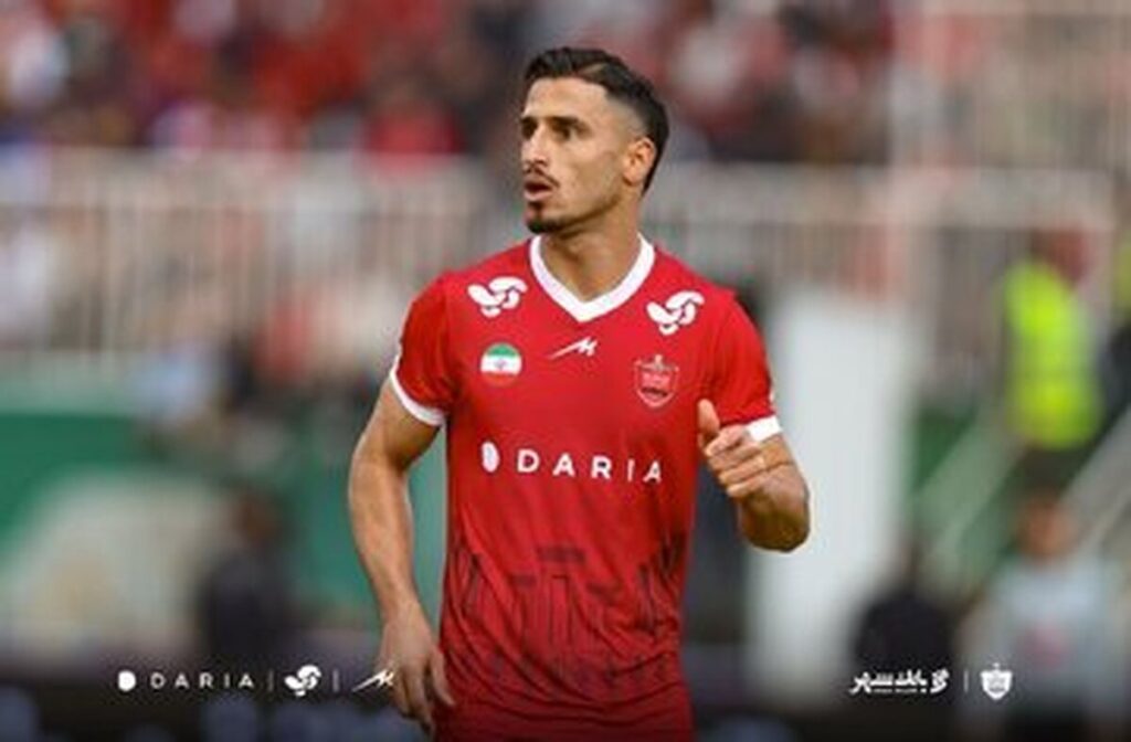 وعده سر خرمن پرسپولیس به علیپور / احتمال جدایی آقای گل بالا رفت! وعده سر خرمن پرسپولیس به علیپور / احتمال جدایی آقای گل بالا رفت!