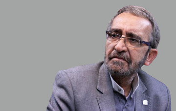 چرا در سینمای ما نشان دادن موی بعضی زنها حلال و نمایش موی زنهای دیگر حرام است؟ چرا در سینمای ما نشان دادن موی بعضی زنها حلال و نمایش موی زنهای دیگر حرام است؟