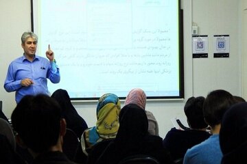 از تهران تا ریاض؛ مقایسه حقوق استادان دانشگاه و یک فاصله نگرانکننده؛ «دانشگاها دارد از هیات علمی خالی میشود» از تهران تا ریاض؛ مقایسه حقوق استادان دانشگاه و یک فاصله نگرانکننده؛ «دانشگاها دارد از هیات علمی خالی میشود»