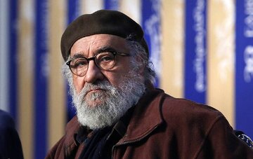تأکید داریوش ارجمند بر هویت، تاریخ و ایستادگی ملت ایران در برابر دشمنان تأکید داریوش ارجمند بر هویت، تاریخ و ایستادگی ملت ایران در برابر دشمنان