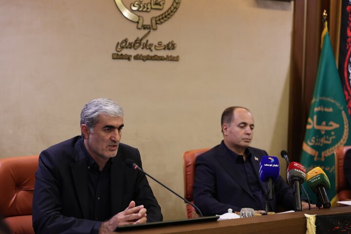 تامین نیازهای کشور در دو حوزه بذرهای هیبرید و واکسنهای طیور تامین نیازهای کشور در دو حوزه بذرهای هیبرید و واکسنهای طیور
