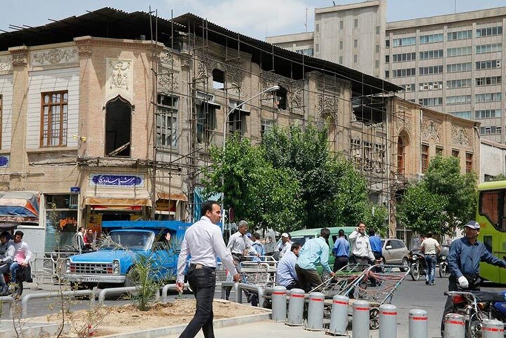 تصاویر کمیاب از خیابان ناصرخسرو و شمسالعماره ۱۰۴ سال پیش+ عکس تصاویر کمیاب از خیابان ناصرخسرو و شمسالعماره ۱۰۴ سال پیش+ عکس