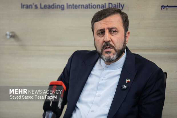جزئیات جدید مذاکرات؛ ۵۰ درصد منابع مسدود باید همزمان با تفاهم آزاد شود جزئیات جدید مذاکرات؛ ۵۰ درصد منابع مسدود باید همزمان با تفاهم آزاد شود