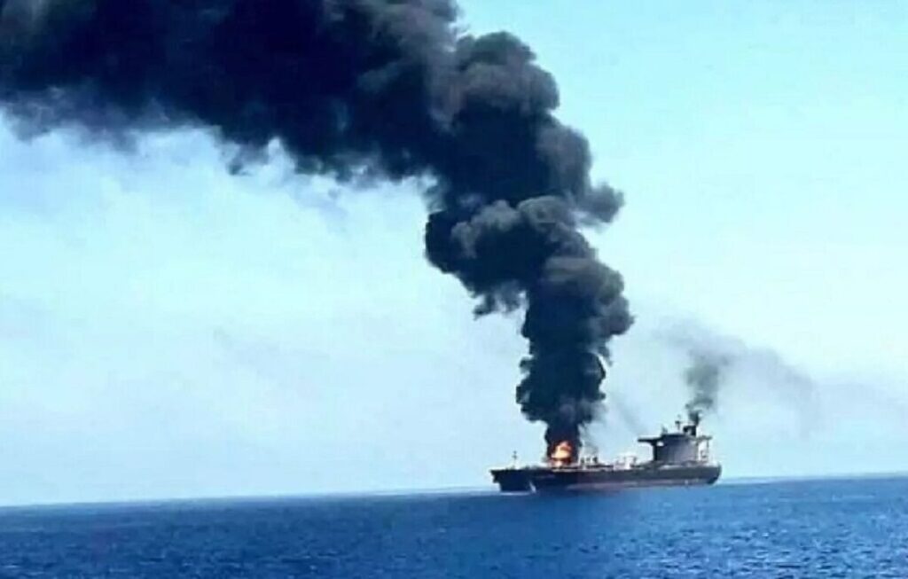 جزئیات وقوع حادثه دریایی در سواحل یمن جزئیات وقوع حادثه دریایی در سواحل یمن
