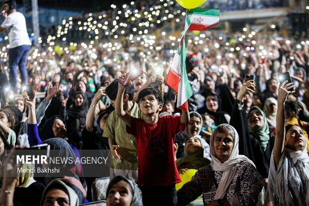 جشن مردمی غدیر؛ دانشگاه تربیتی تمدنسازی/ پیام غدیر برای جهان چیست جشن مردمی غدیر؛ دانشگاه تربیتی تمدنسازی/ پیام غدیر برای جهان چیست