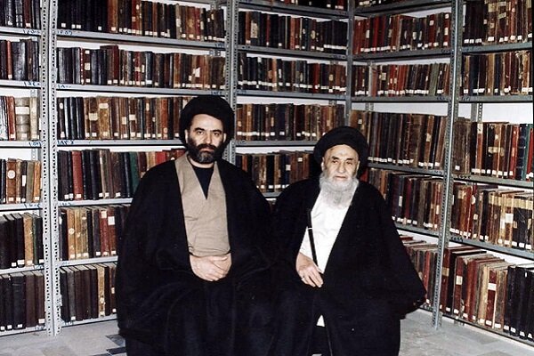 جهان اسلام به این روحانی اهل ادب میبالد جهان اسلام به این روحانی اهل ادب میبالد