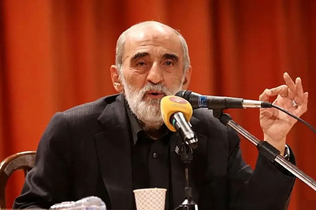 حسین شریعتمداری: اهانت به مسئولان، در شرایط حساس کنونی قابل توجیه نیست حسین شریعتمداری: اهانت به مسئولان، در شرایط حساس کنونی قابل توجیه نیست