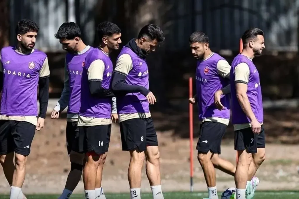 داور دیدار پرسپولیس و چادرملو مشخص شد داور دیدار پرسپولیس و چادرملو مشخص شد