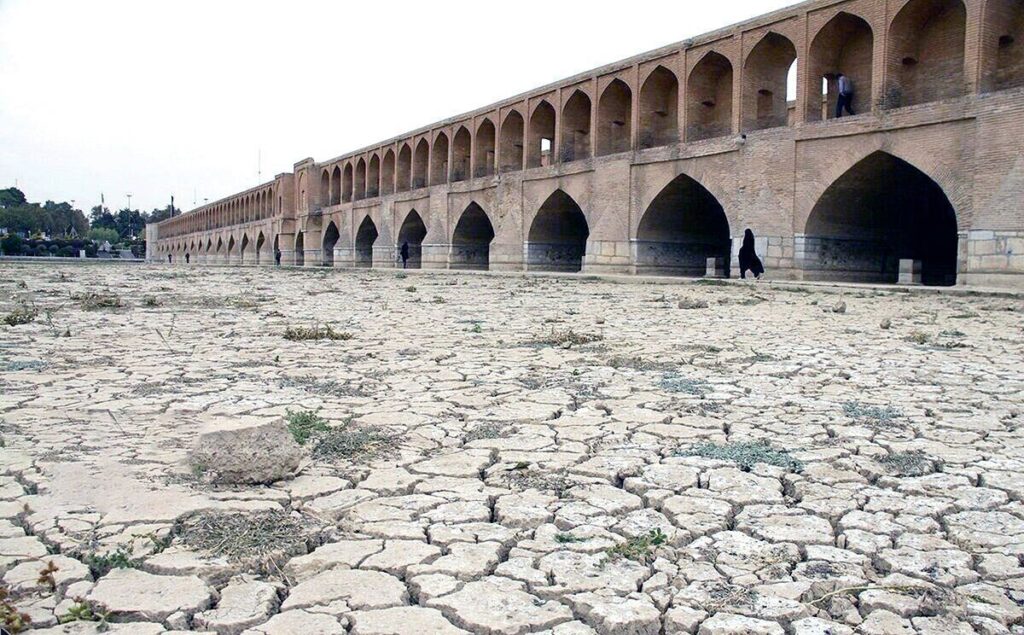 زایندهرود جان دوباره گرفت زایندهرود جان دوباره گرفت