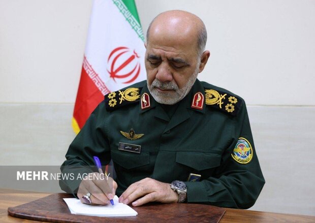سردار عبداللهی:ملت ایران امنیت، استقلال و عزت خود را معامله نخواهد کرد سردار عبداللهی:ملت ایران امنیت، استقلال و عزت خود را معامله نخواهد کرد