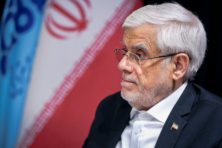 عارف: امضای تفاهم مرهون راهبردهای پدر شهیدتان و رهبری شماست عارف: امضای تفاهم مرهون راهبردهای پدر شهیدتان و رهبری شماست