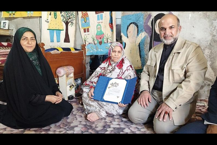 «فراتهران» به جزیره هرمز رسید؛ بررسی مشکلات هنرمندان و طرح چند نکته «فراتهران» به جزیره هرمز رسید؛ بررسی مشکلات هنرمندان و طرح چند نکته