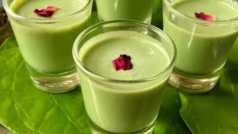 فراپه طالبی با بیسکوییت؛ نوشیدنی خاص، خوشمزه و مقوی روزهای داغ تابستان فراپه طالبی با بیسکوییت؛ نوشیدنی خاص، خوشمزه و مقوی روزهای داغ تابستان