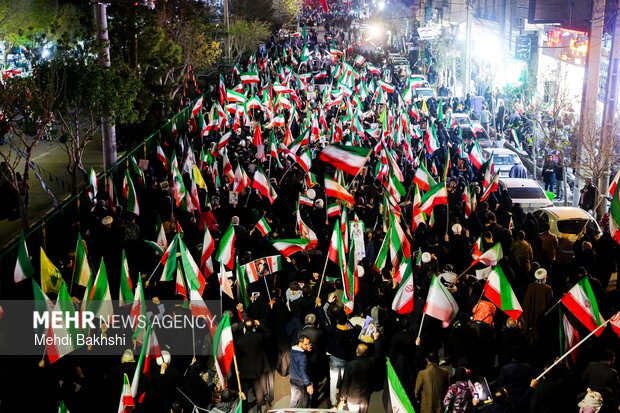 ملت ایران با فرهنگ عاشورا نقشههای دشمن را ناکام گذاشت ملت ایران با فرهنگ عاشورا نقشههای دشمن را ناکام گذاشت