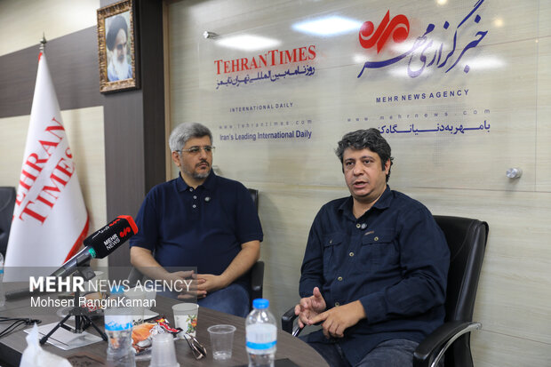 نگاهمان به مذاکرات بیطرف بود؛ مستند سیاسی خوب داریم اما پخش نمیشود! نگاهمان به مذاکرات بیطرف بود؛ مستند سیاسی خوب داریم اما پخش نمیشود!