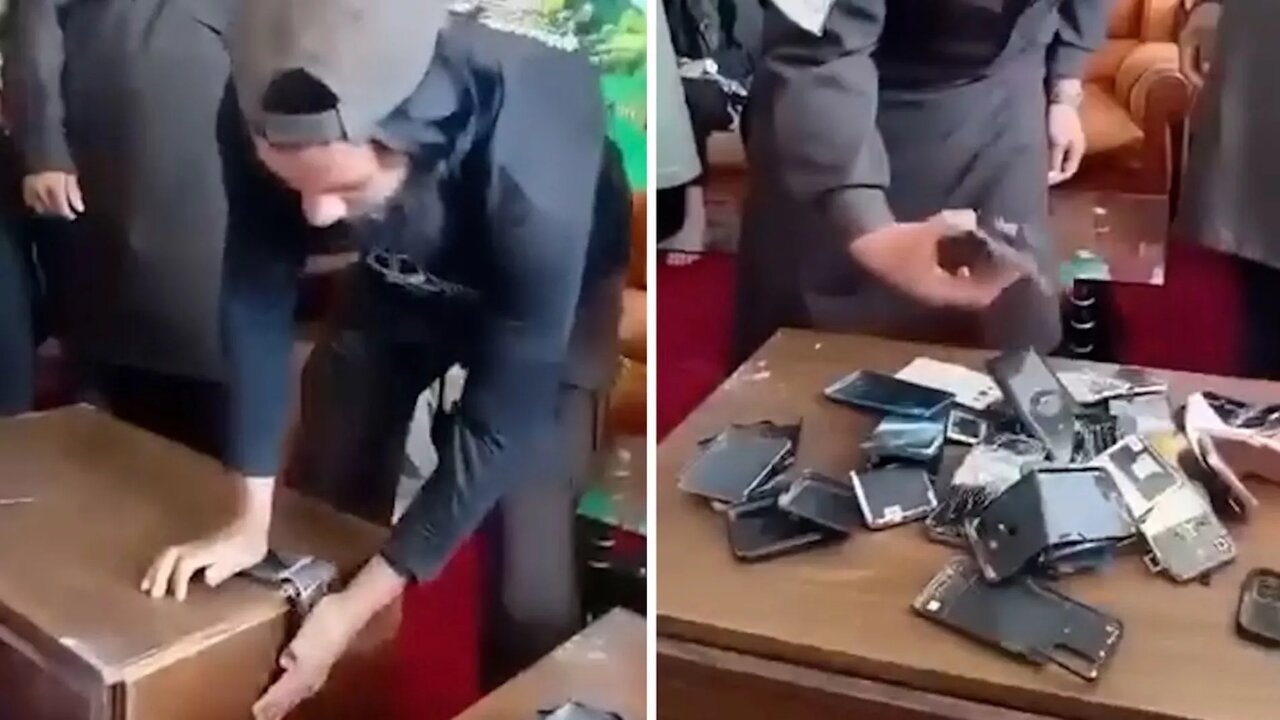 هجوم طالبان به گوشیهای هوشمند / عکس هجوم طالبان به گوشیهای هوشمند / عکس