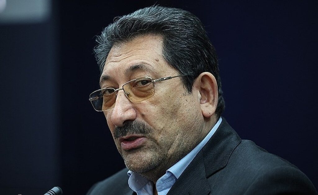 هشدار وزیر صمت: اجازه توقف تولید داده نمیشود/ دستور فوری برای رفع موانع بنادر هشدار وزیر صمت: اجازه توقف تولید داده نمیشود/ دستور فوری برای رفع موانع بنادر