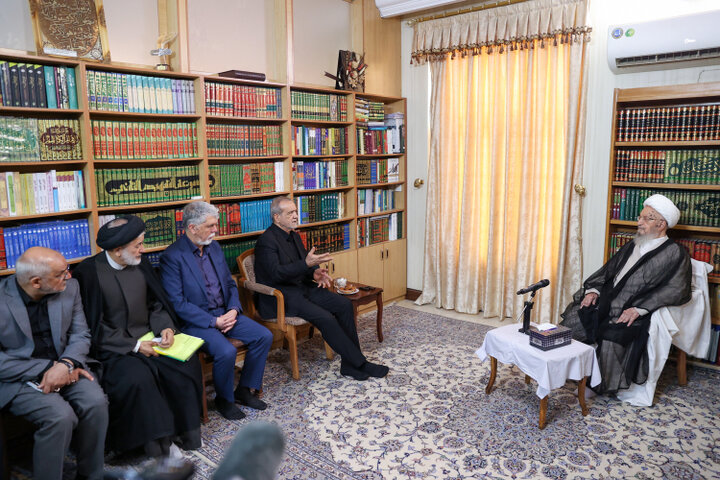 پزشکیان: برخی جریانها به دنبال آسیبزدن به وحدت ملی هستند پزشکیان: برخی جریانها به دنبال آسیبزدن به وحدت ملی هستند