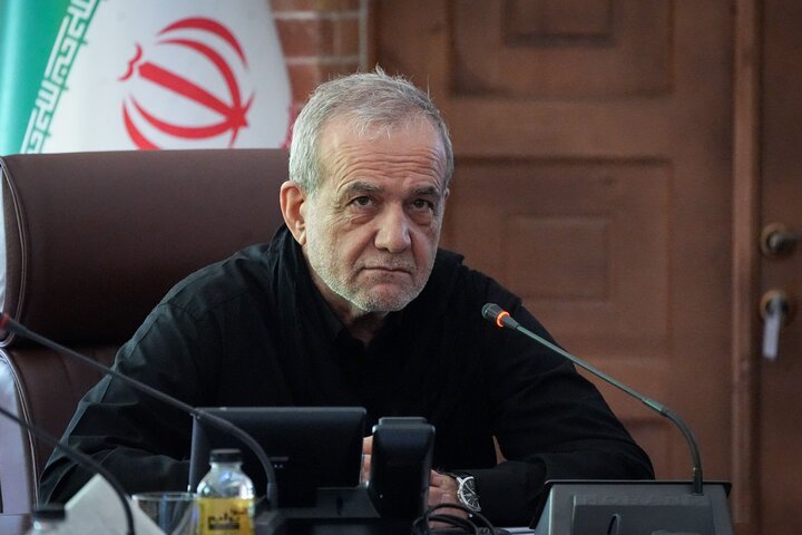 پزشکیان:مدیریت منابع آب باید بر پایه دادههای دقیق و تصمیمات علمی باشد پزشکیان:مدیریت منابع آب باید بر پایه دادههای دقیق و تصمیمات علمی باشد