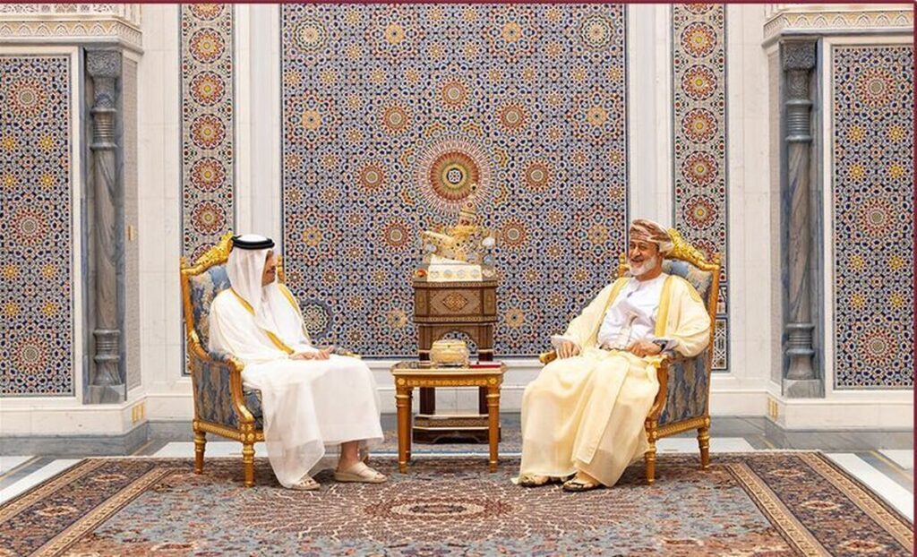 گفتگوی وزیر خارجه قطر با سلطان عمان درباره ثبات منطقه گفتگوی وزیر خارجه قطر با سلطان عمان درباره ثبات منطقه