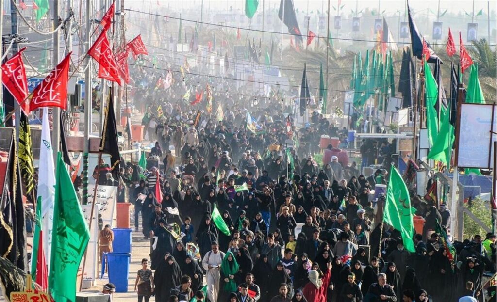 آمادگی کامل پلیس برای اربعین؛ جزئیات برنامه فراجا برای خروج سریعتر زائران از مرزها آمادگی کامل پلیس برای اربعین؛ جزئیات برنامه فراجا برای خروج سریعتر زائران از مرزها