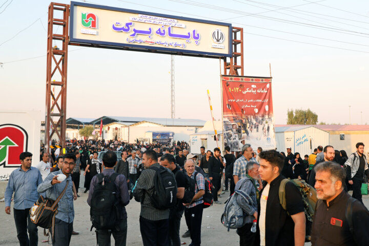 اعزام ۸۰۰ دستگاه اتوبوس به مرز مهران برای انتقال زائران اعزام ۸۰۰ دستگاه اتوبوس به مرز مهران برای انتقال زائران